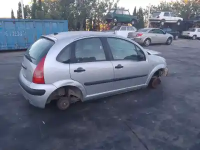 Veicolo di demolizione citroen c3 pluriel 1.4 dell'anno 2004 alimentato kfv