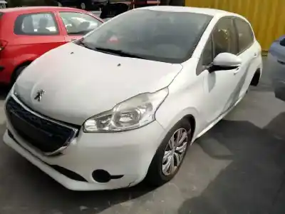Veículo de Sucata peugeot 208 i (ca_, cc_) 1.2 vti 82 do ano 2013 alimentado hmz
