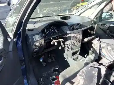 Veículo de Sucata opel meriva enjoy do ano 2003 alimentado y17dt