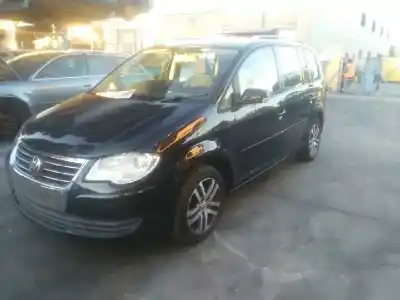 Veículo de Sucata volkswagen                                         touran (1t2)                                                                                                                                                                                                                                               advance                                                                                                                                                                                                                                                    do ano 2007 alimentado bkd