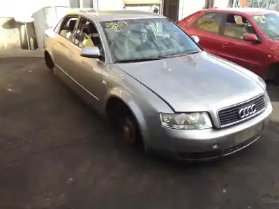 Scrapping Vehicle audi a4 b6 avant (8e5) 2.0 of the year 2002 powered alt