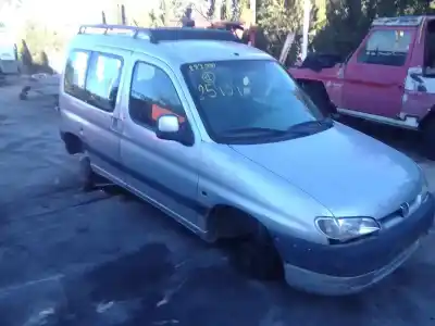 Veicolo di demolizione PEUGEOT PARTNER (S1) 1.9 Diesel dell'anno 2004 alimentato WJY(DW8B)