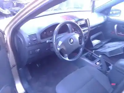 Veículo de Sucata KIA SORENTO 2.5 CRDi Concept do ano 2002 alimentado D4CB