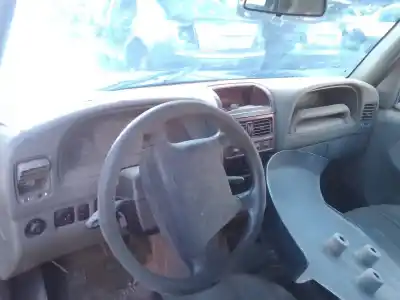 Здавання транспортного засобу ssangyong korando 2.9 turbodiesel cat року 2002 потужний mb-om 662 la