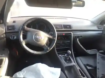 Здавання транспортного засобу audi a4 b6 avant (8e5) 2.0 року 2001 потужний alt