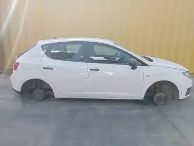 Veículo de Sucata seat ibiza iv sc (6j1, 6p5) 1.4 do ano 2011 alimentado cggb