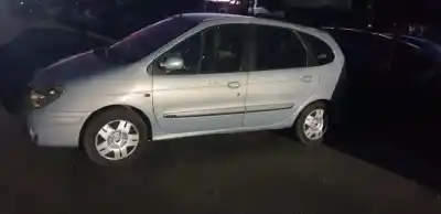 Veicolo di demolizione RENAULT SCENIC (JA..) 1.9 DCI Authentique dell'anno 2002 alimentato F9QK7
