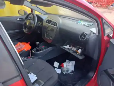 Veículo de Sucata seat leon (1p1) 1.9 tdi do ano 2008 alimentado bls