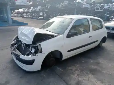 Scrapping Vehicle renault clio ii fase ii (b/cb0) authentique 58 cv / 43 kw of the year 2005 powered d7f 07