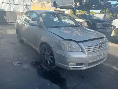 Vehículo de desguace TOYOTA AVENSIS BERLINA (T25)  del año 2004 con motor 1CDFTV