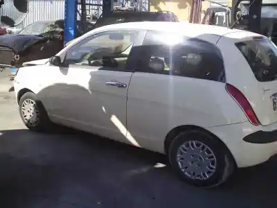 Утилизация автомобиля lancia ypsilon (101) 1.2 8v года 2004 питание 188a4000