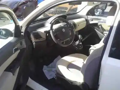 Утилизация автомобиля lancia ypsilon (101) 1.2 8v года 2004 питание 188a4000