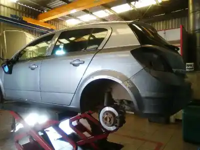 Scrapping Vehicle opel astra h sedán (a04) 1.7 cdti (l69) of the year 2004 powered 