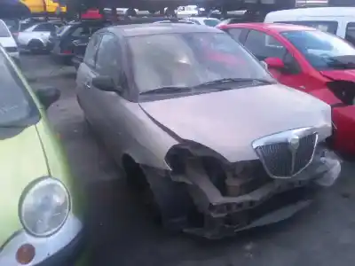 Veículo de Sucata lancia ypsilon (101) 1.4 16v platino do ano 2007 alimentado 350a1000