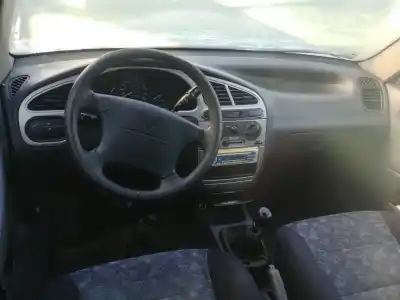 Veículo de Sucata daewoo lanos lanos do ano 2000 alimentado 