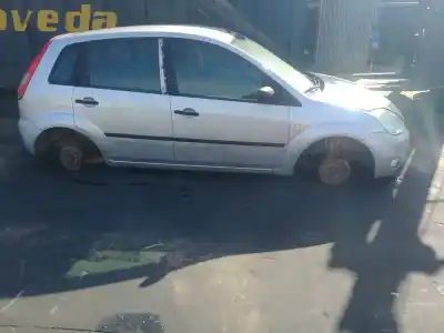 Veículo de Sucata ford fiesta (cbk) ambiente do ano 2002 alimentado 