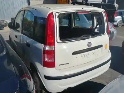 Veicolo di demolizione FIAT PANDA (169) FIAT PANDA dell'anno 2012 alimentato 