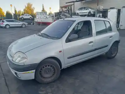 Здавання транспортного засобу renault clio ii fase ii (b/cb0) 1.2 16v року 2001 потужний d4fb7