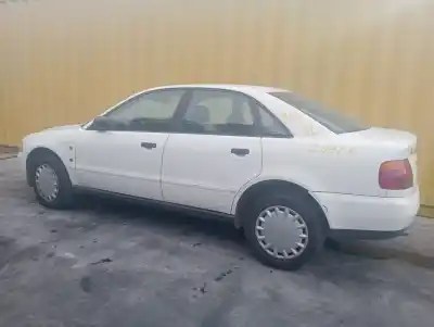 Veicolo di demolizione audi a4 avant (b5) 1.8 dell'anno 1996 alimentato adr