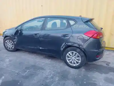 Veículo de Sucata kia cee´d concept do ano 2017 alimentado g3lc