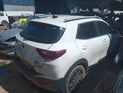 Veículo de Sucata kia stonic (ybcuv) concept do ano 2020 alimentado g3l