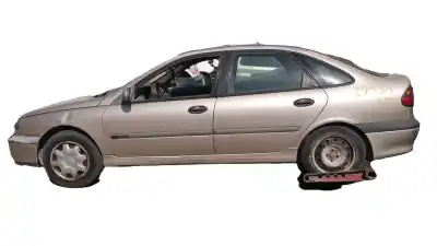 Veicolo di demolizione RENAULT LAGUNA (B56)  dell'anno 1998 alimentato F9Q