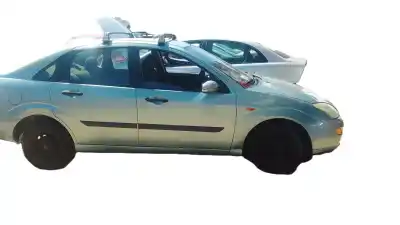Veicolo di demolizione FORD FOCUS BERLINA (CAK)  dell'anno 2002 alimentato FYDB
