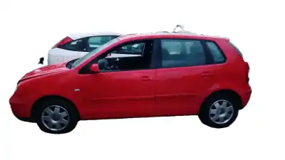 Vehicul casat VOLKSWAGEN POLO (9N1)  al anului 2003 alimentat 
