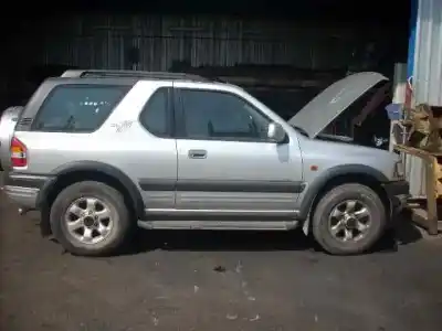 Vehicul casat opel frontera b basis al anului 1999 alimentat x22dth