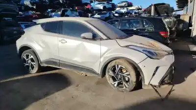Vehicul casat TOYOTA C-HR  al anului 2022 alimentat M20A-FXS
