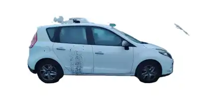 Vehicul casat RENAULT SCENIC III  al anului 2012 alimentat 