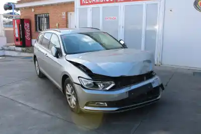 Vehicul casat volkswagen passat variant (3g5) advance bmt al anului 2016 alimentat dcx