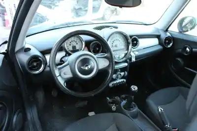 Veículo de Sucata bmw mini (r56) cooper d do ano 2010 alimentado 9hzdv6ted4