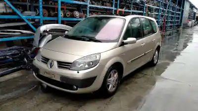 Sloopvoertuig RENAULT SCENIC III Grand Dynamique van het jaar 2006 aangedreven F9QJ803