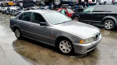 Veículo de Sucata BMW SERIE 5 BERLINA (E39) 525d do ano 2002 alimentado M57256D1