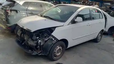 Veicolo di demolizione tata indica vista dell'anno 2013 alimentato 750e4000
