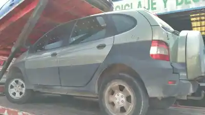 Scrapping Vehicle renault scenic rx4 (ja0) 1.9 dci salomon of the year 2001 powered f9q732