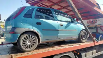 Здавання транспортного засобу opel corsa c sri року 2000 потужний z12xe