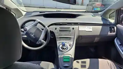 Здавання транспортного засобу toyota prius (nhw30) eco року 2012 потужний 2zrfxe