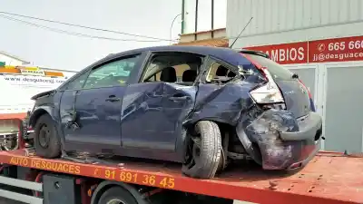 Veículo de Sucata citroen c4 berlina collection do ano 2006 alimentado 9hx