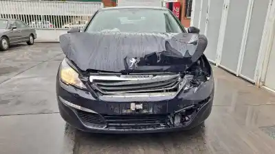 Veículo de Sucata peugeot 308 business line do ano 2016 alimentado bh02