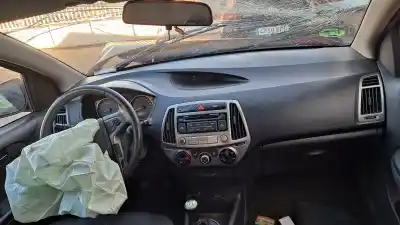 Vehicul casat hyundai i20 city s al anului 2013 alimentat g4la