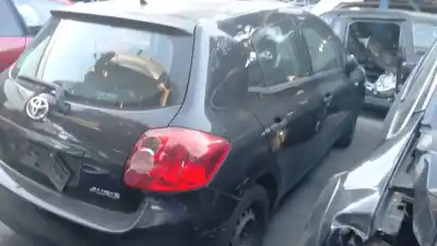 Veicolo di demolizione toyota auris luna+ dell'anno 2009 alimentato 1ndtv