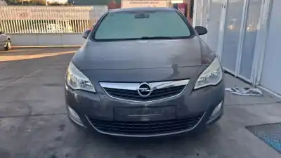 Veículo de Sucata opel astra j lim. selective business do ano 2012 alimentado a13dte