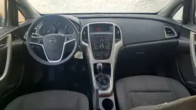 Veículo de Sucata opel astra j lim. selective business do ano 2012 alimentado a13dte