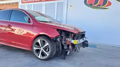 Veículo de Sucata peugeot 308 gt line do ano 2018 alimentado hn02