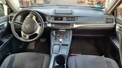 Scrapping Vehicle lexus ct 200h of the year 2012 powered 2zr