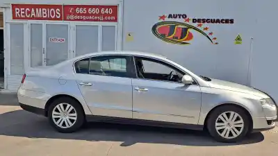 Veicolo di demolizione volkswagen passat berlina (3c2) highline dell'anno 2007 alimentato bkp