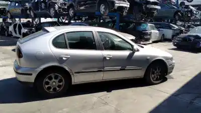 Здавання транспортного засобу seat leon (1m1) stella року 2000 потужний asv