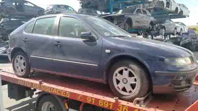 Здавання транспортного засобу seat leon (1m1) signo року 2001 потужний azd